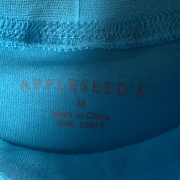 Appleseed’s Mock Turtleneck Tee - Picture 5 of 7